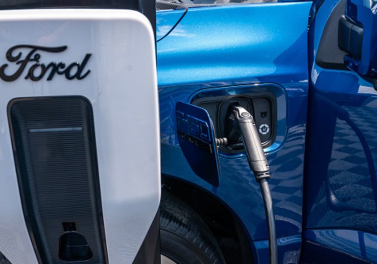 Ford ends EV dealership program