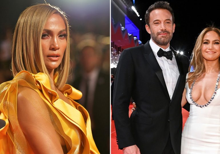 Jennifer Lopez posts breakup song amid Ben Affleck divorce rumors